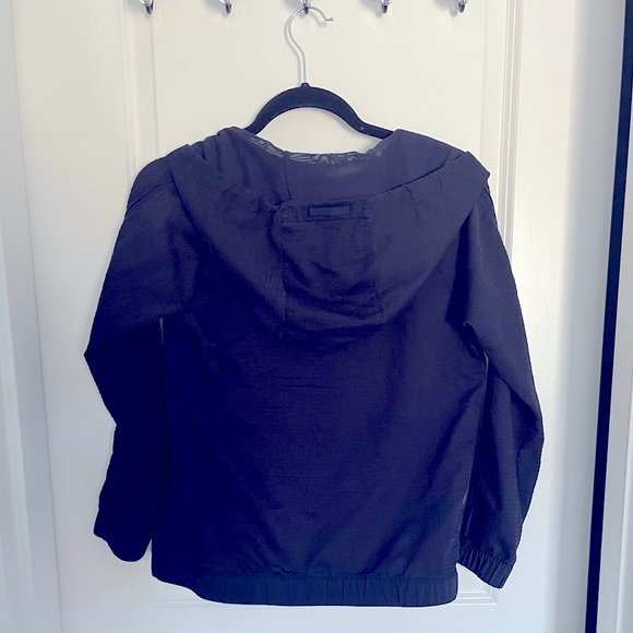 Rare lululemon pullover zip hood jacket that convertible into drawstring bag - Picture 2 of 6